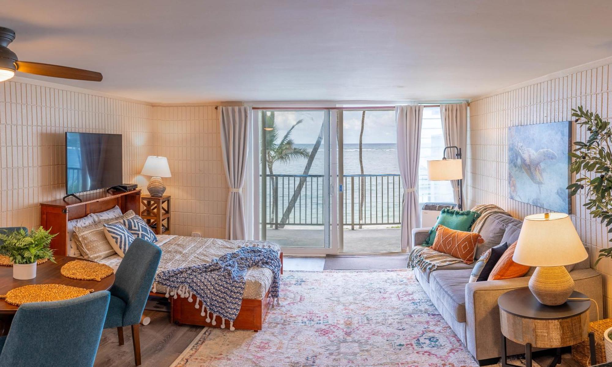 Pats At Punalu'U - Beachfront Condos Hau'ula Eksteriør bilde